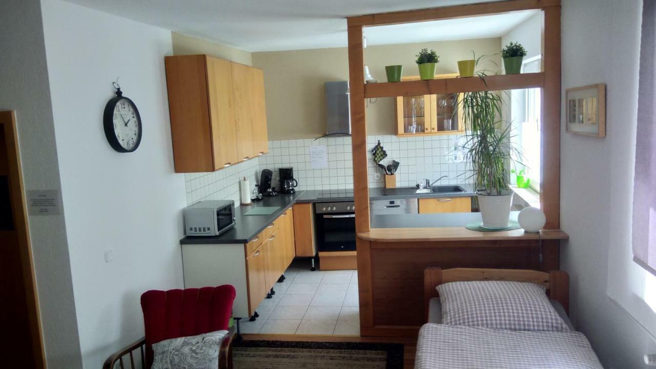 Klein und Fein-Monteurzimmer Pohlheim Exterior foto