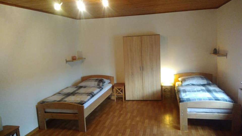 Klein und Fein-Monteurzimmer Pohlheim Exterior foto