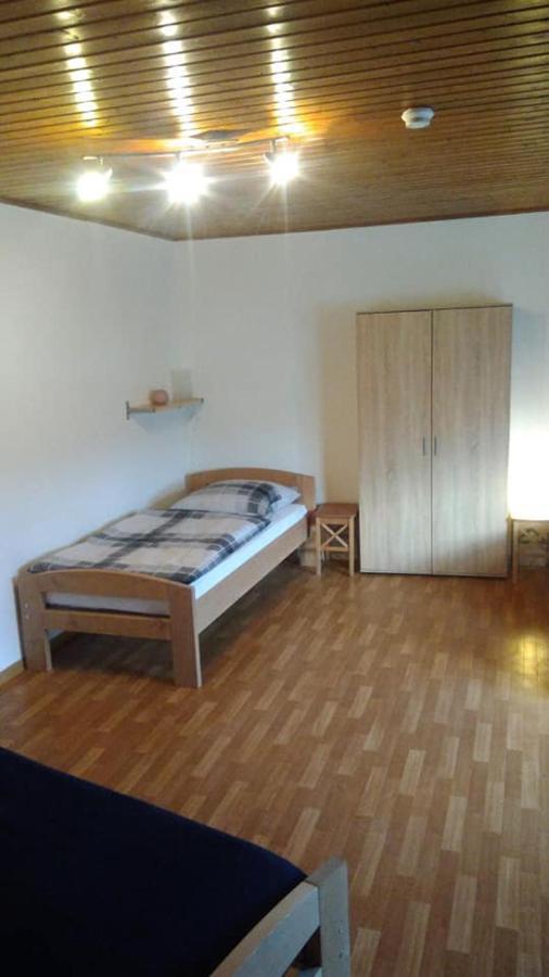 Klein und Fein-Monteurzimmer Pohlheim Exterior foto